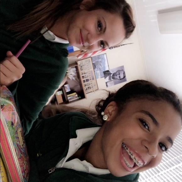 Meet your Posher, Jade - Picture 1 of 1